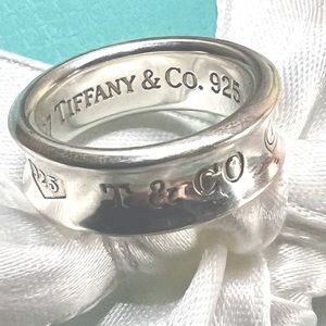 TIFFANY & CO Sterling Silver Concave Band 1837 Ring Size 5.5 w/Pouch Box & Bow.